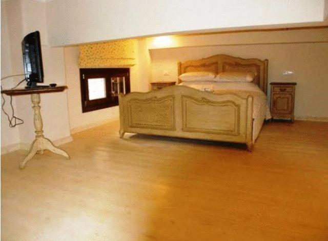 Giogarakis Suites Eleonas Bilik gambar